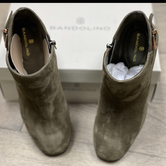 Bandolino Booties - Suede bootie with block heel NWB - Picture 9 of 13